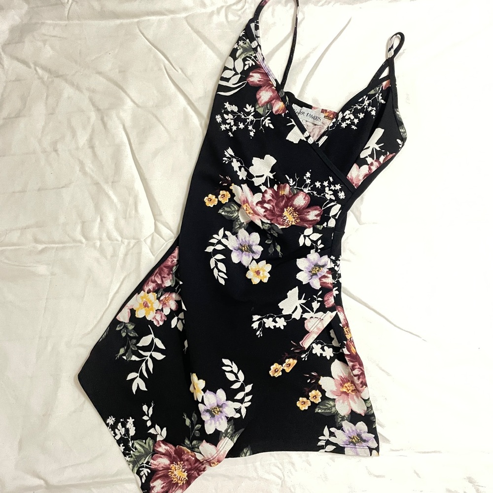 Floral romper mini dress 💓